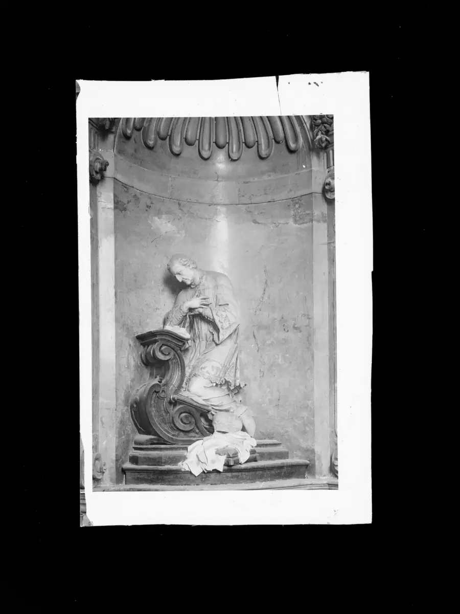 Statue des betenden Emmerich Esterhay
