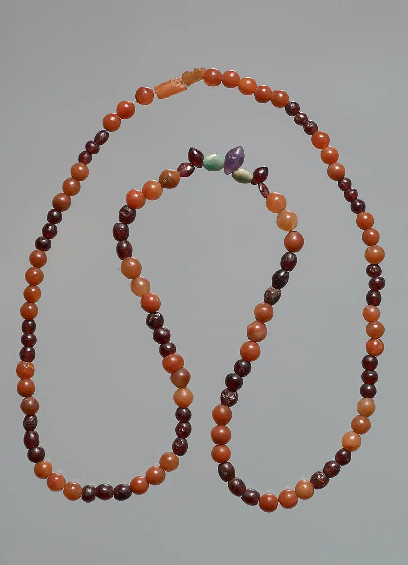 Kästchen für Schmuck und Kosmetikartikel