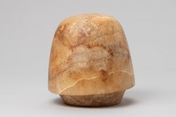 Kanopendeckel in Form eines Menschenkopfes