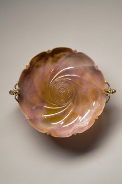 Zehnpässige Schale mit "Medusenhaupt"
