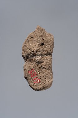 Ächtungsfigur mit Aufschrift