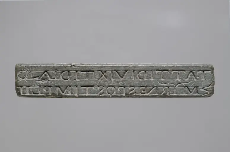 Augensalbenstempel des T. Attius Divixtus
