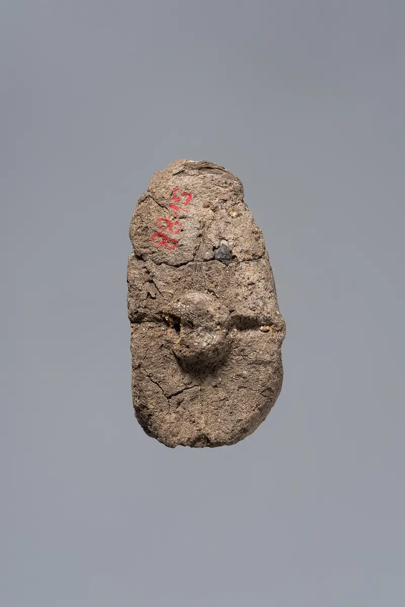 Ächtungsfigur mit Aufschrift