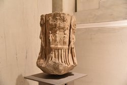 Statuettentorso: Aphrodite von Aphrodisias