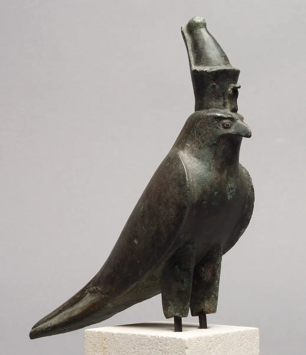 Horusfalke mit Doppelkrone