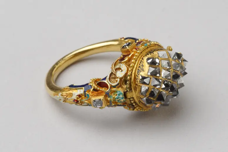 Ring with Sundial in the Form of a Hedgehog