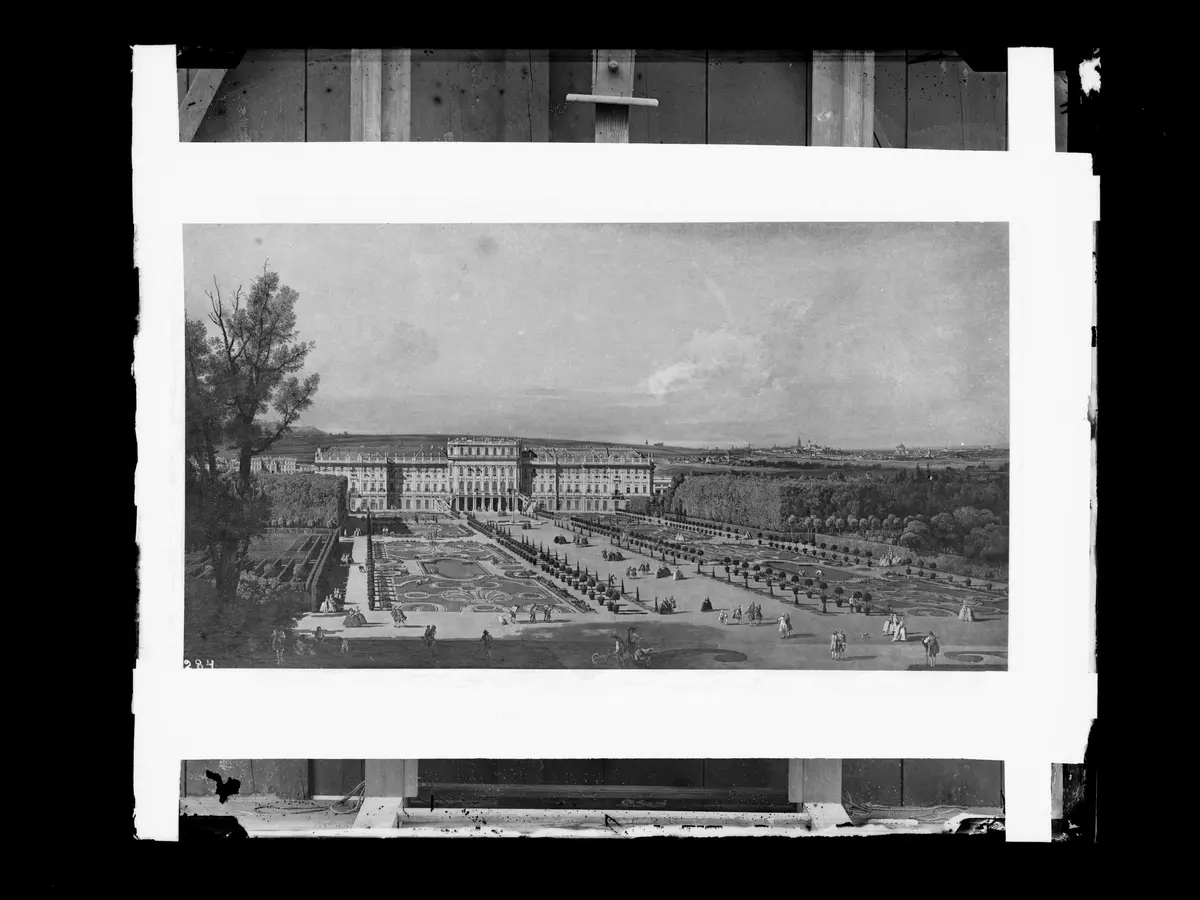 Das kaiserliche Lustschloß Schönbrunn, Gartenseite