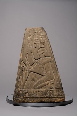 Pyramidion of Meri-imen Ra-mesu 