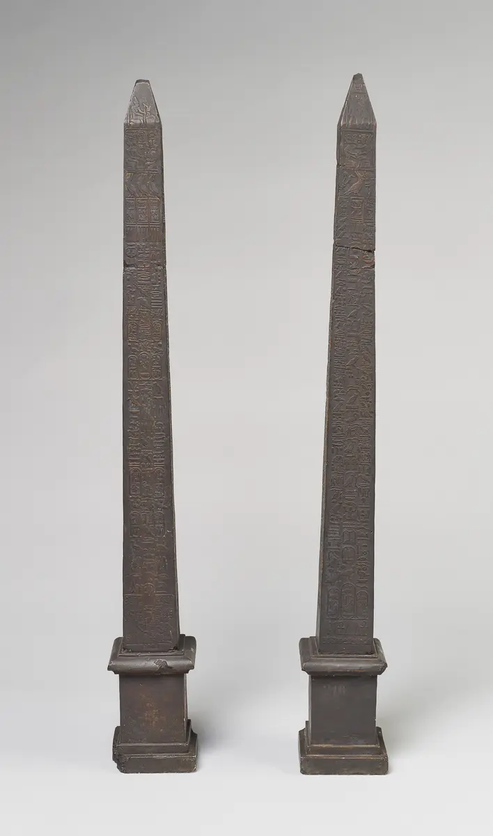 Miniaturnachbildung eines Obelisken von Sethos I. und Ramses II. aus Heliopolis