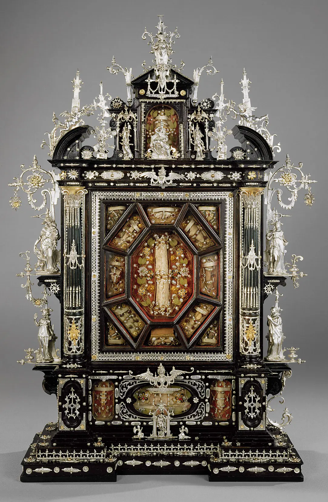 Reliquienostensorium