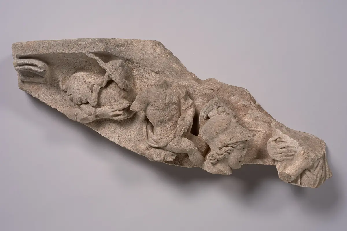 Fragment eines Persephone-Sarkophages