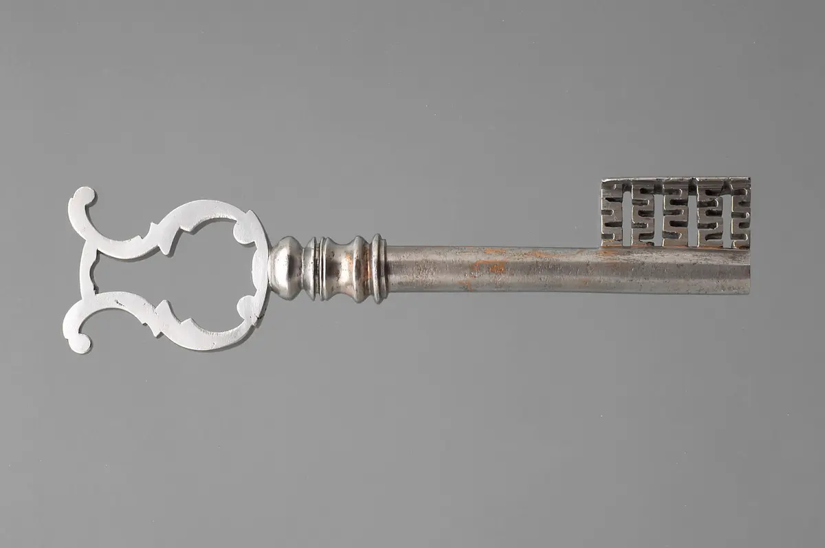 Schlüssel mit lyraförmigem Griff