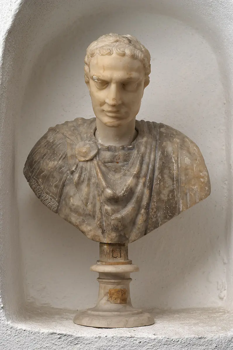 Julius Cäsar, Porträtkopf, Porträtbüste