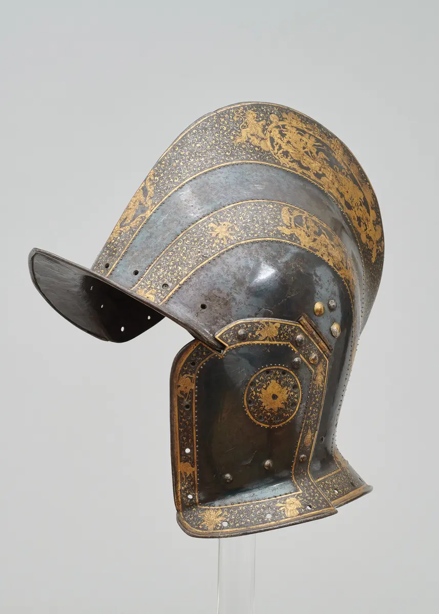 Sturmhaube der Goldtauschierten Garnitur