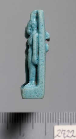 Triade mit Göttin Isis, Göttin Nephthys und Harpokrates