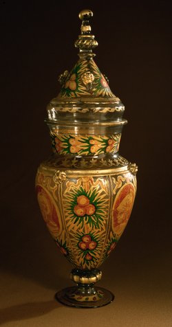 Deckelpokal