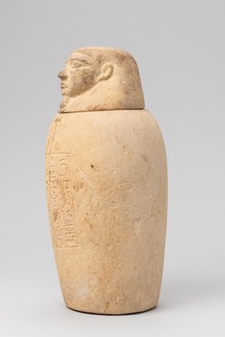 Kanope des Nes-schu-tefnut mit Deckel in Form eines Menschenkopfes
