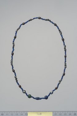 Halskette aus Glasperlen