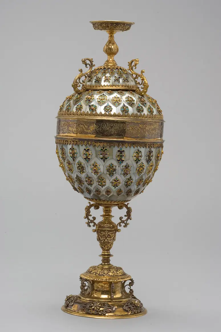 Ten-piece Ensemble of Double and Lidded Cups