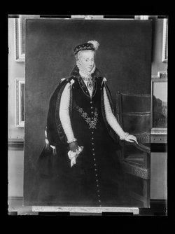 Anna von Österreich, Königin von Spanien