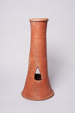 Gefäß- bzw. Opfertischständer