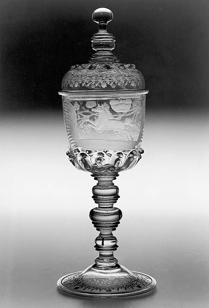Deckelpokal mit Sachsenroß