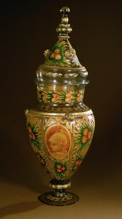 Deckelpokal