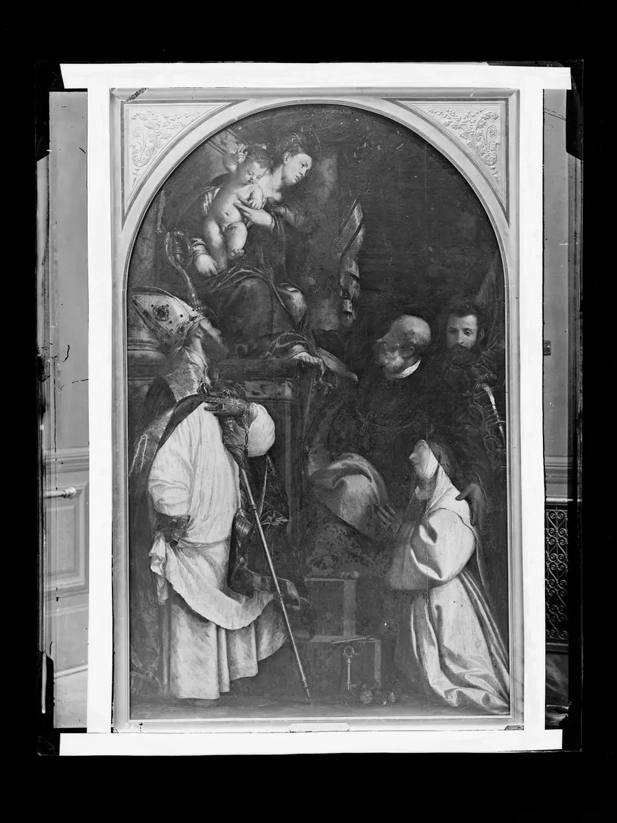 Thronende Madonna