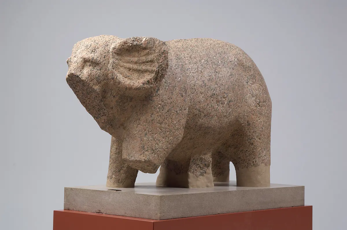 Statue of an elephant