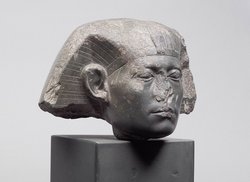 Head from a sphinx of Senwosret III 