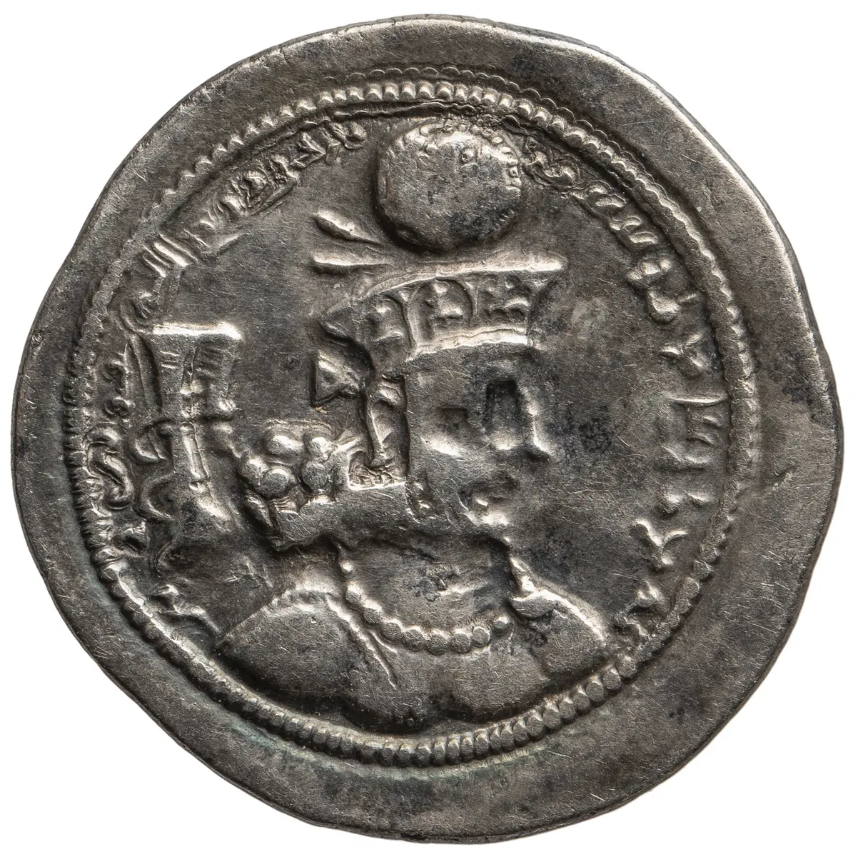 Sasaniden: Shapur III.