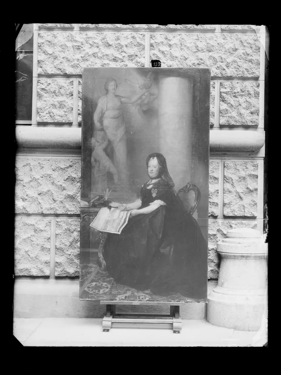 Kaiserin Maria Theresia (1717-1780) mit der Statue des Friedens