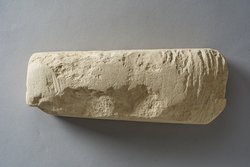 Apis-Stele mit demotischer Aufschrift