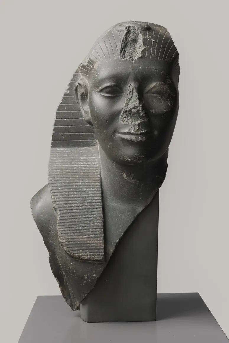 Bust from a statue of King Amenemhet V Sekhemkare