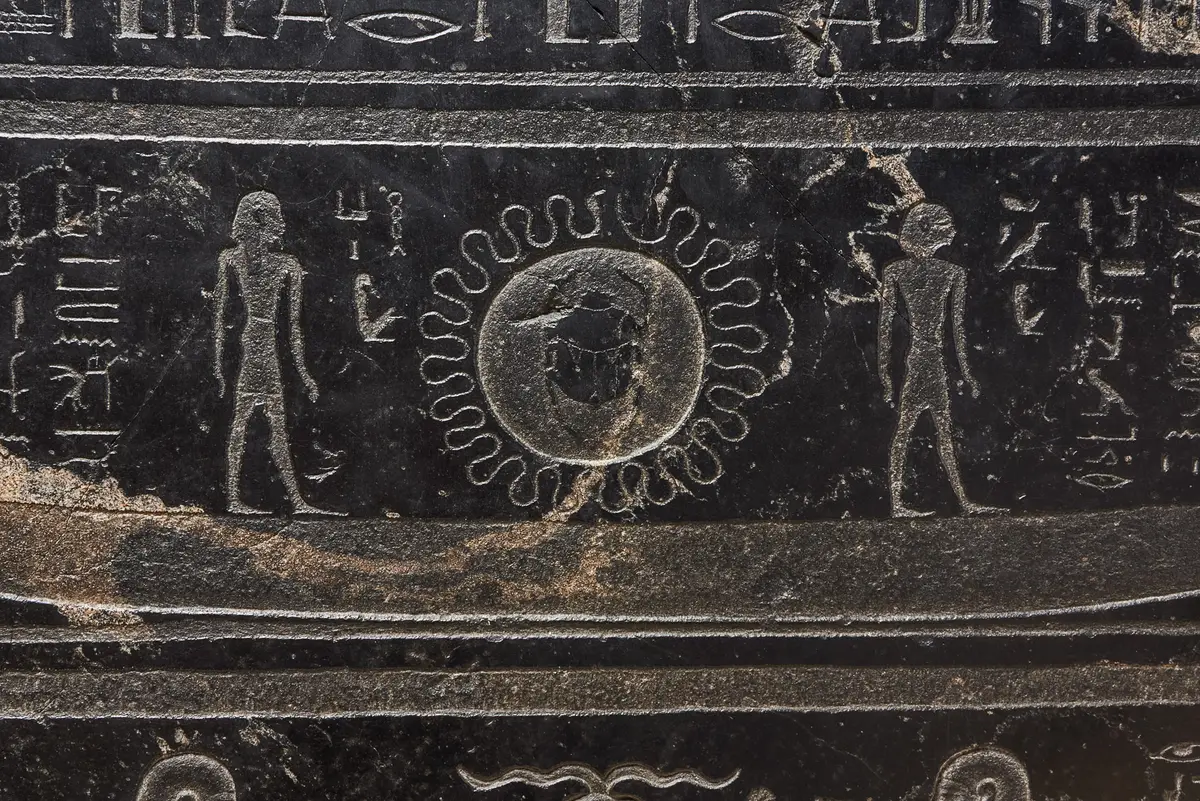 Sarkophag des Priesters Nes-schu-tefnut