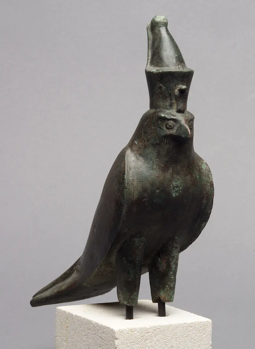 Horusfalke mit Doppelkrone