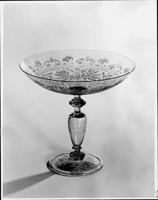Tazza mit Doppeladler