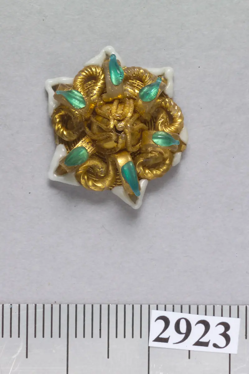 sechsstrahliger sternförmiger Knopf aus Glas