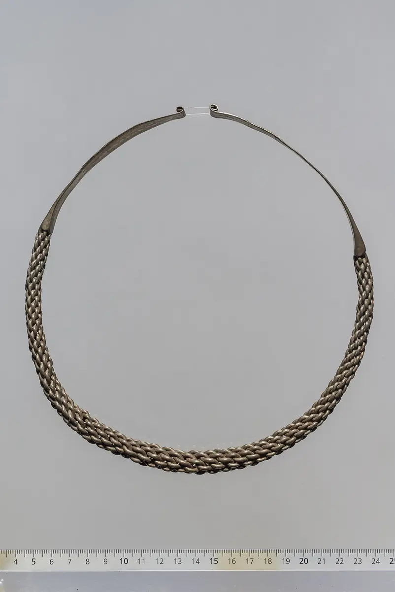 Halsring