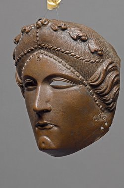 Weibliche Gesichtsmaske