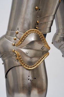 Zusammengestellter Harnisch aus der Königsgarnitur Kaiser Maximilians I.