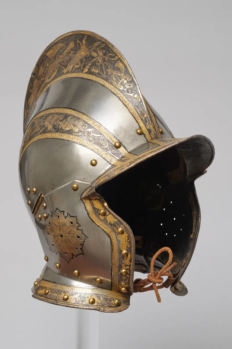 Sturmhaube der Trophäengarnitur