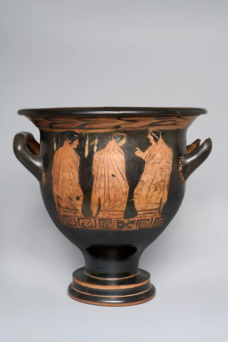 Jugendlicher Dionysos zwischen Silen und Mänaden (A), Drei Manteljünglinge (B)