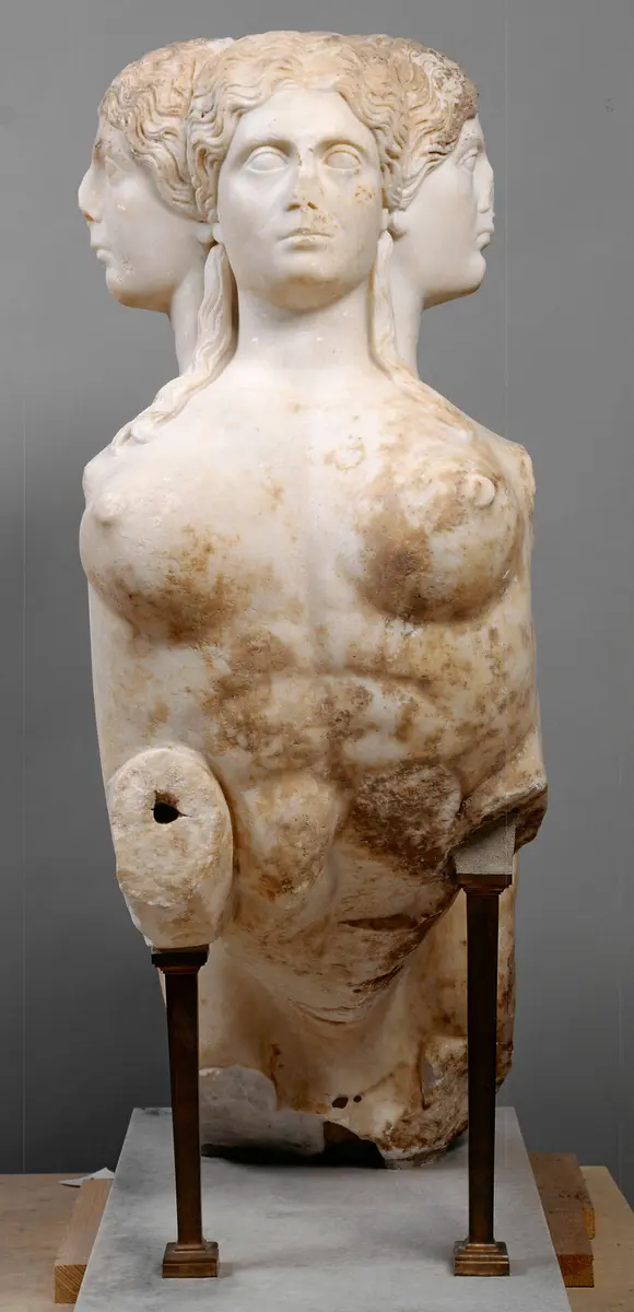 Vierköpfige Sphinx