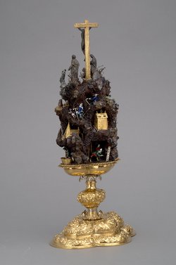 Handstein mit Bergwerk und Kreuzigung Christi