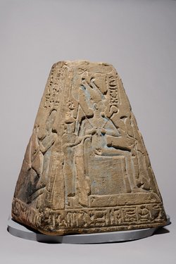 Pyramidion of Meri-imen Ra-mesu 