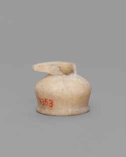 Kohl-Töpfchen mit Schminkstift