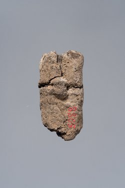 Ächtungsfigur mit Aufschrift