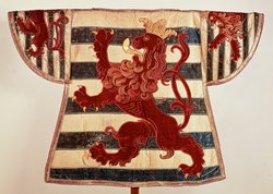 Wappenrock für den Wappenkönig-Herold des Herzogtums Luxemburg