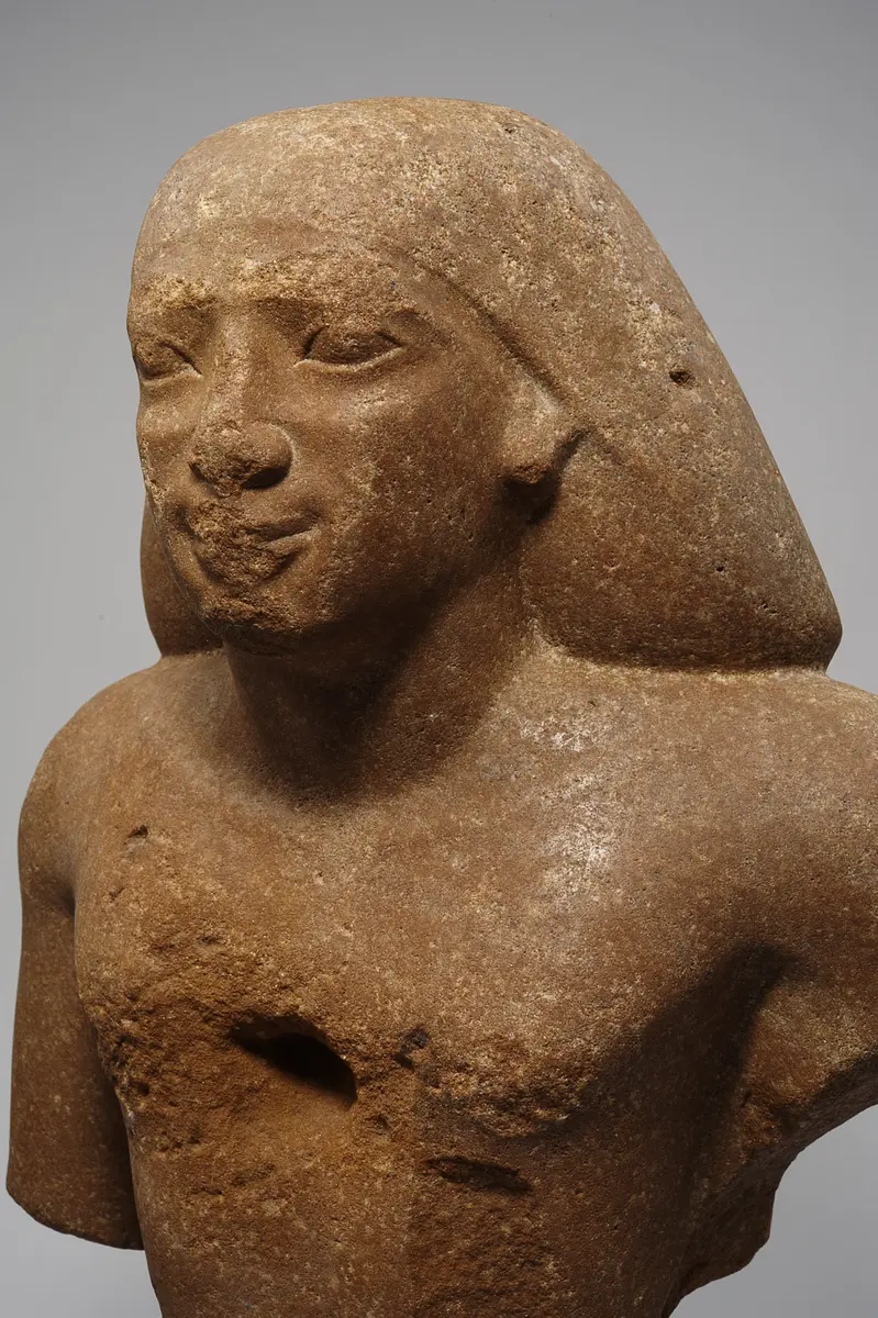 Büste der Statue eines Mannes